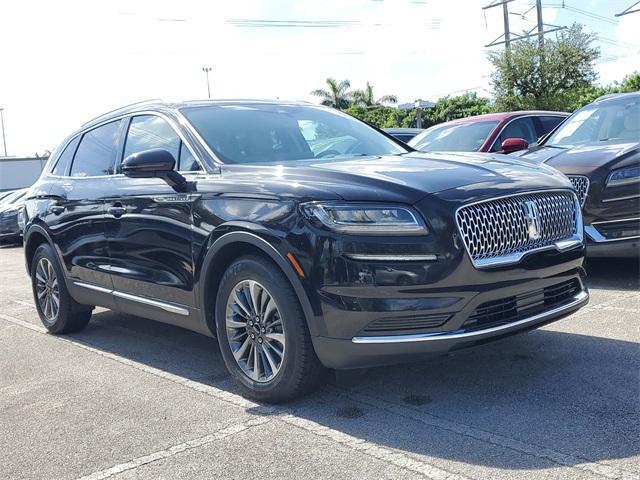 Photo of 2021 Black Lincoln Nautilus