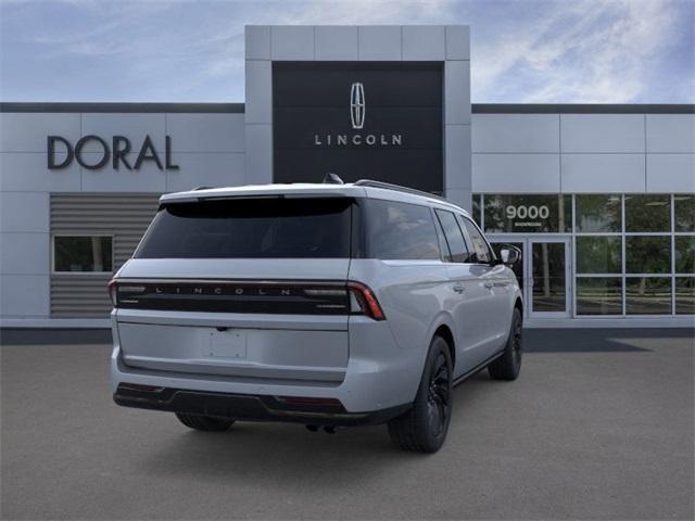 Photo of 2025 Gray Mist Lincoln Navigator L