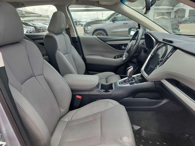 Photo of 2022 Ice Silver Metallic Subaru Legacy