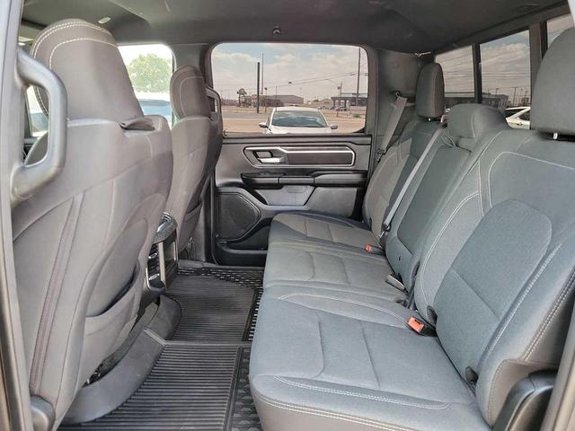 Photo of 2024 Granite Crystal Metallic Clearcoat RAM 1500