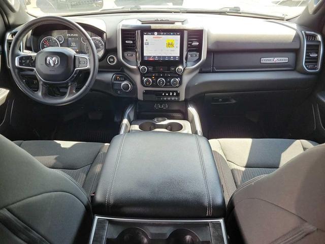 Photo of 2024 Granite Crystal Metallic Clearcoat RAM 1500