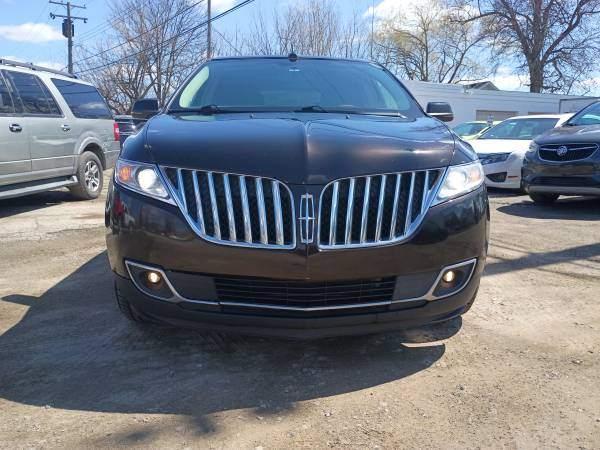 Photo of 2013 BROWN Lincoln MKX