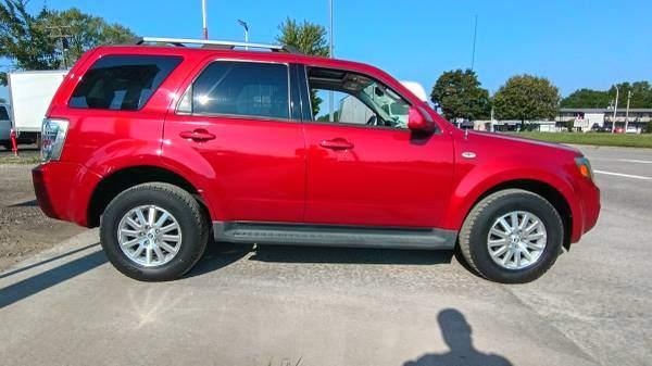 Photo of 2009 RED Mercury Mariner
