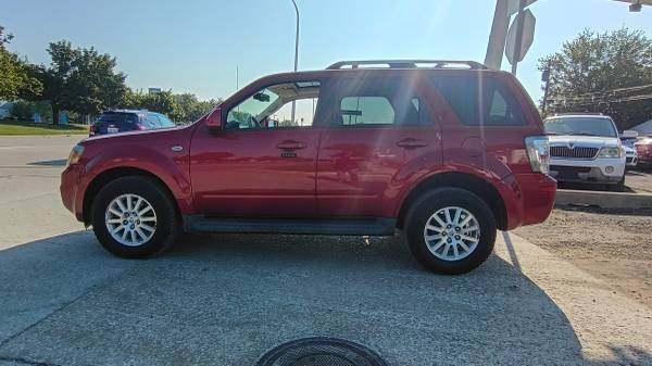 Photo of 2009 RED Mercury Mariner