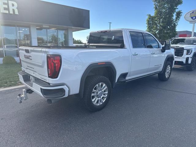 Photo of 2023 White Frost Tricoat GMC Sierra 2500