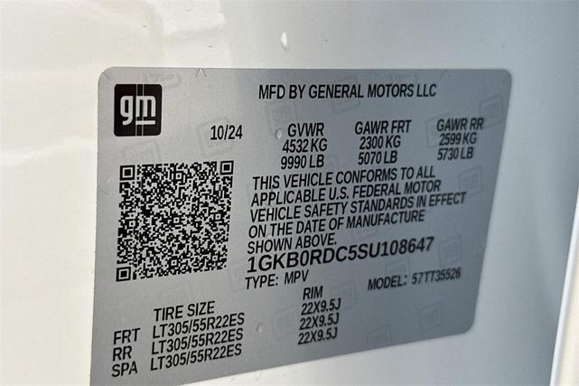 Photo of 2025 Interstellar White GMC HUMMER EV SUV