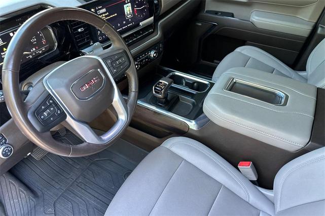 Photo of 2022 Pacific Blue Metallic GMC Sierra 1500