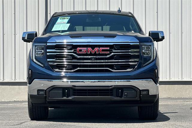 Photo of 2022 Pacific Blue Metallic GMC Sierra 1500