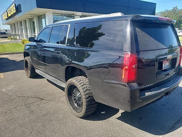 Photo of 2019 Black Chevrolet Suburban