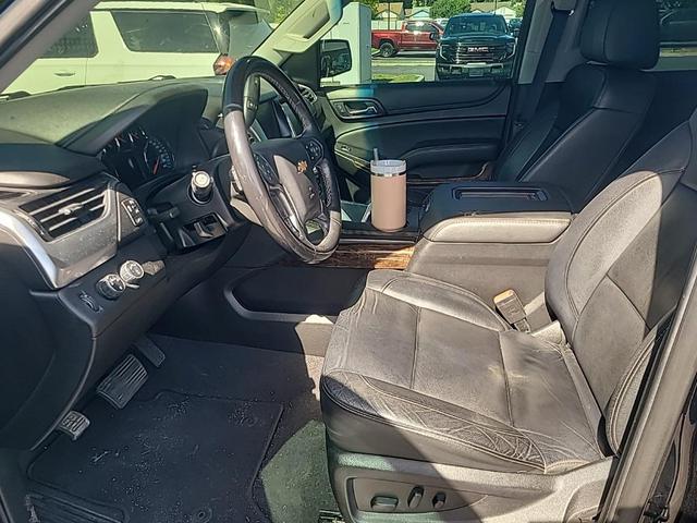 Photo of 2019 Black Chevrolet Suburban