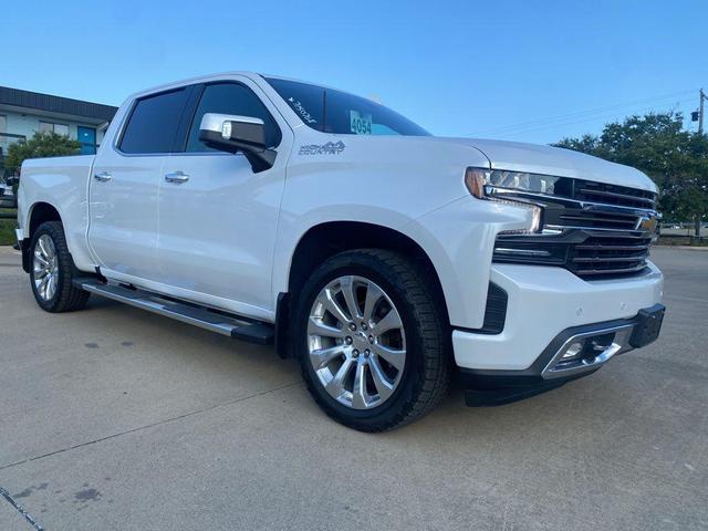 Photo of 2021 Iridescent Pearl Tricoat Chevrolet Silverado 1500