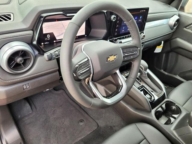 Photo of 2025 Radiant Red Tintcoat Chevrolet Colorado