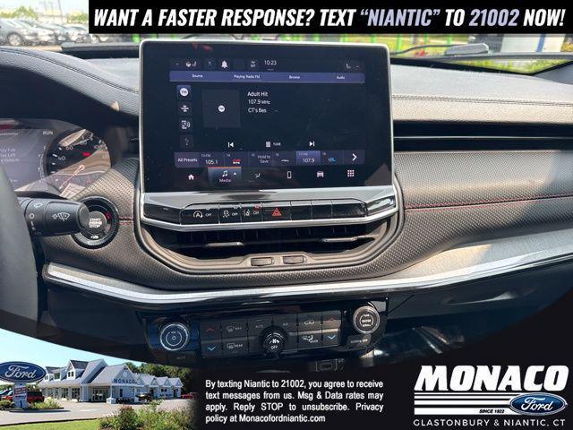 Photo of 2023 Redline Pearlcoat Jeep Compass