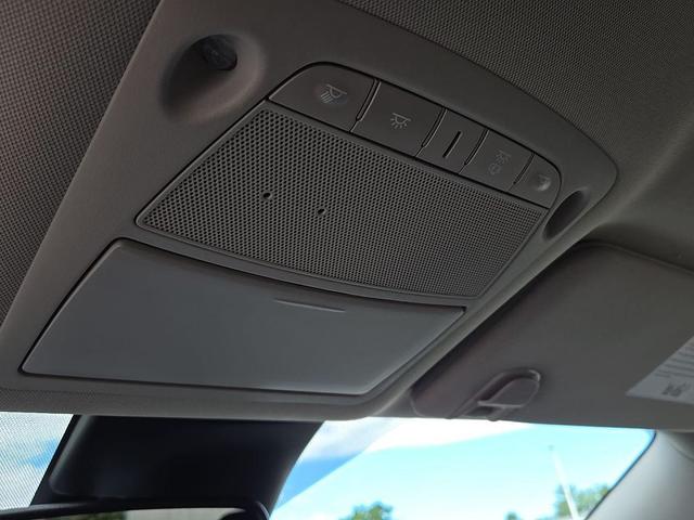 Photo of 2024 Super Black Nissan Murano