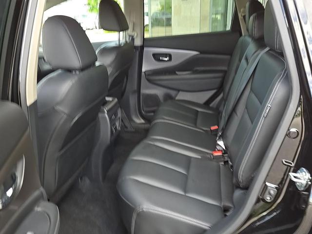 Photo of 2024 Super Black Nissan Murano