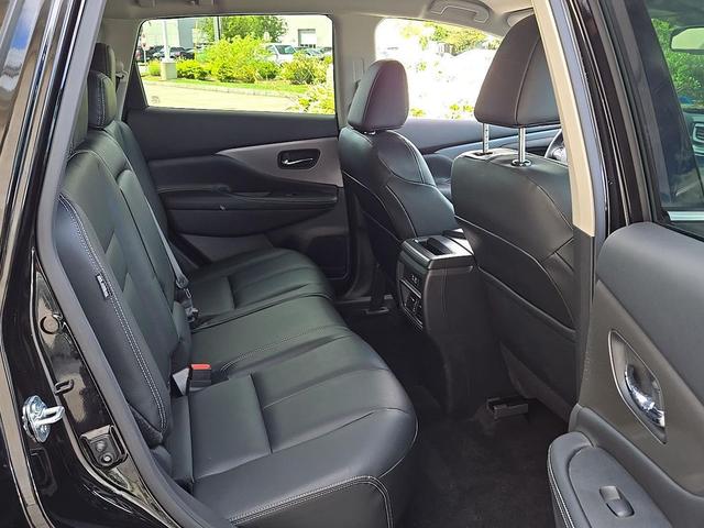 Photo of 2024 Super Black Nissan Murano