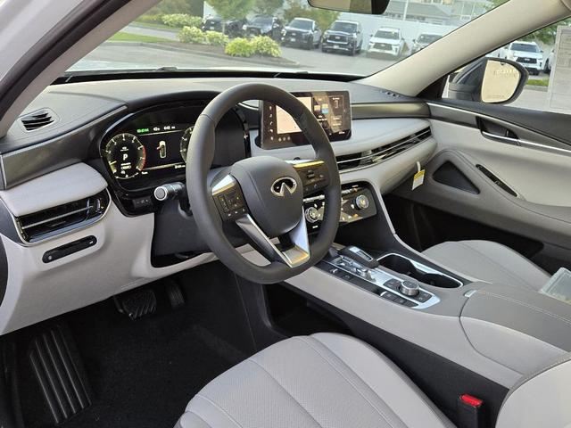 Photo of 2026 Radiant White INFINITI QX60