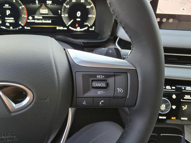Photo of 2026 Radiant White INFINITI QX60