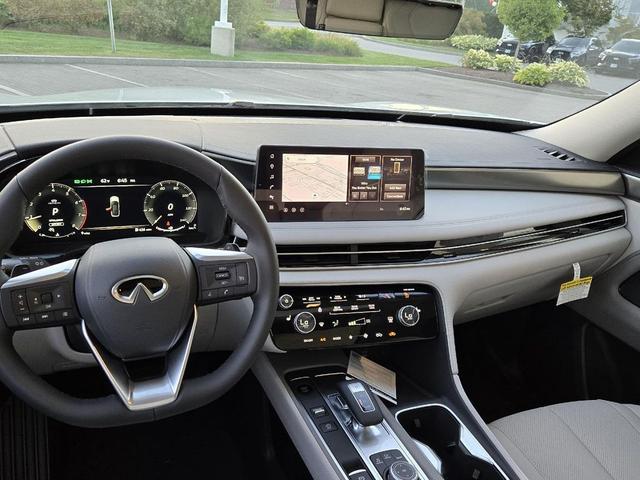 Photo of 2026 Radiant White INFINITI QX60
