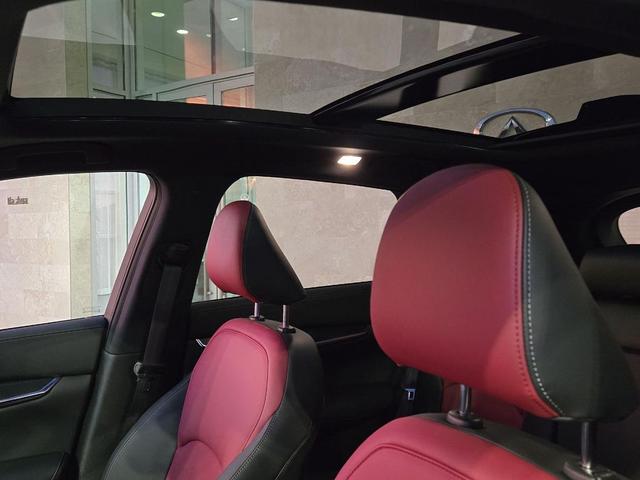 Photo of 2025 Radiant White INFINITI QX50