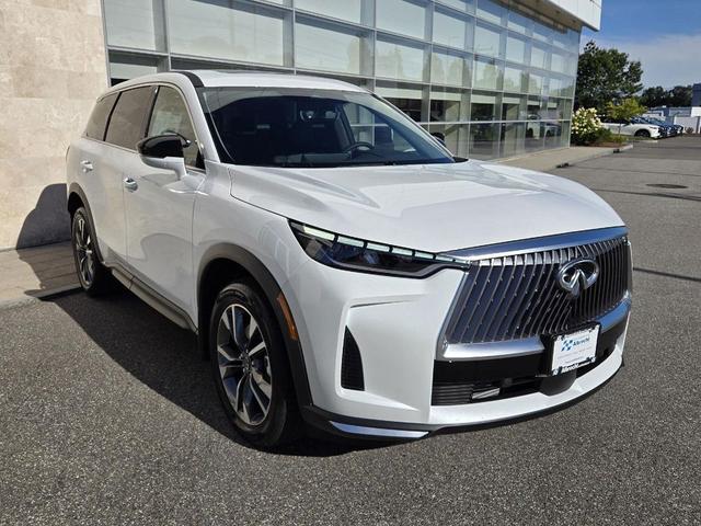 Photo of 2026 Radiant White INFINITI QX60