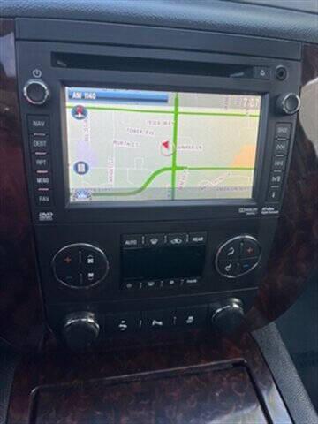 Photo of 2013 Carbon Black Metallic GMC Yukon
