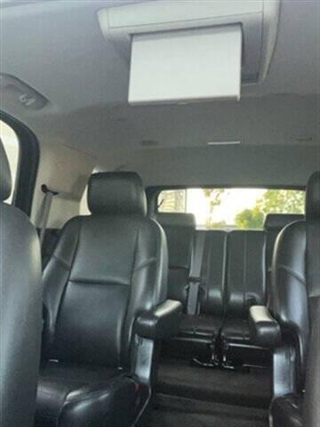 Photo of 2013 Carbon Black Metallic GMC Yukon