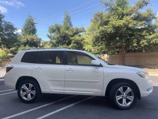 Photo of 2009 Blizzard Pearl Toyota Highlander