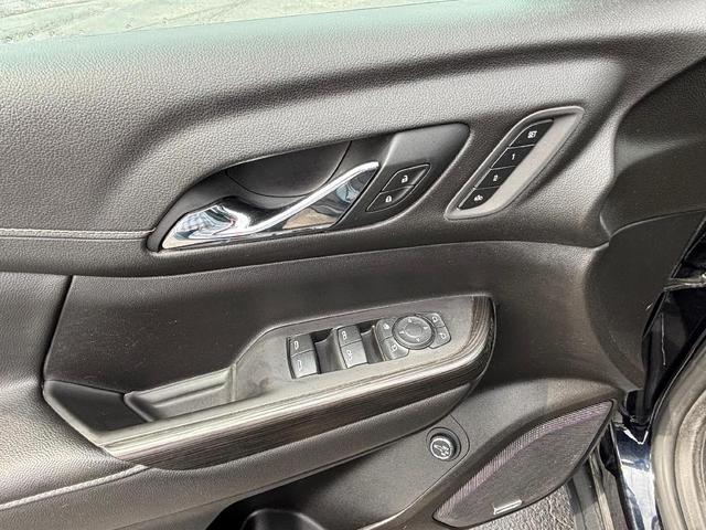 Photo of 2021 Midnight Blue Metallic GMC Acadia