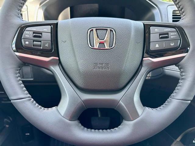 Photo of 2026 Platinum White Honda Odyssey