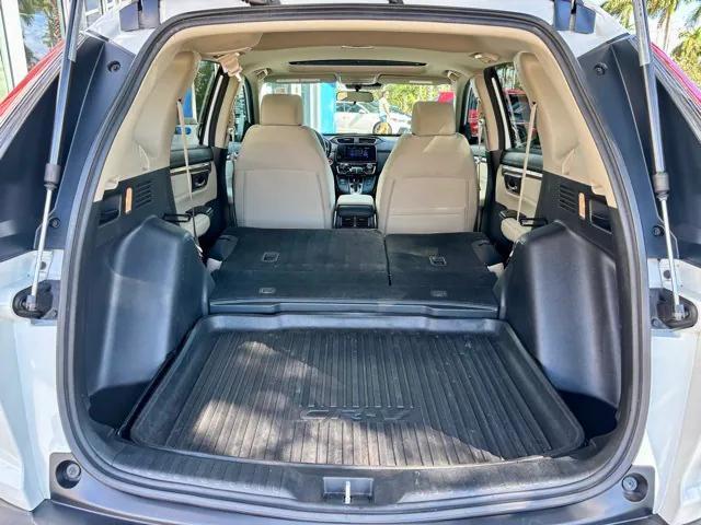 Photo of 2022 Platinum White Pearl Honda CR-V