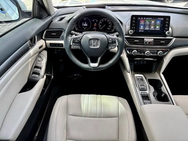 Photo of 2022 Platinum White Pearl Honda Accord