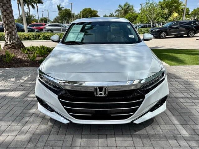 Photo of 2022 Platinum White Pearl Honda Accord