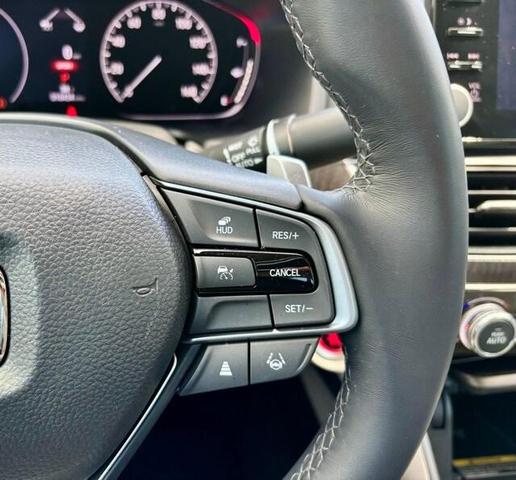 Photo of 2022 Platinum White Pearl Honda Accord