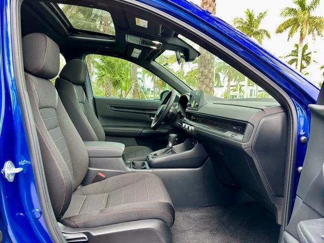 Photo of 2025 Still Night Honda CR-V Hybrid