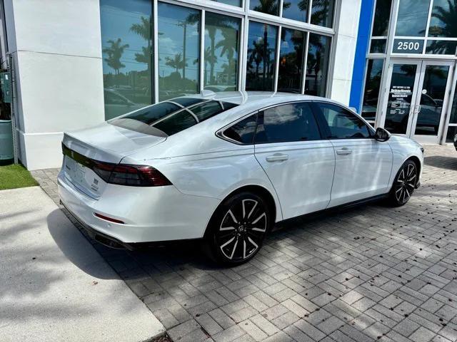 Photo of 2023 Lunar Silver Honda Accord Hybrid