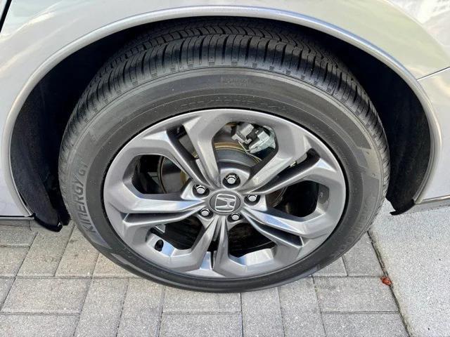 Photo of 2024 Solar Silver Honda Accord Hybrid
