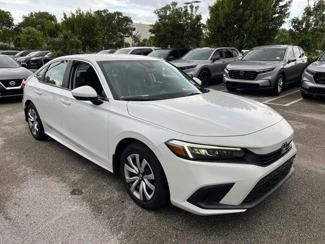 Photo of 2022 Platinum White Pearl Honda Civic