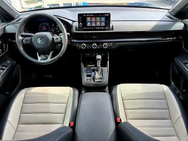 Photo of 2023 Crystal Black Pearl Honda CR-V Hybrid