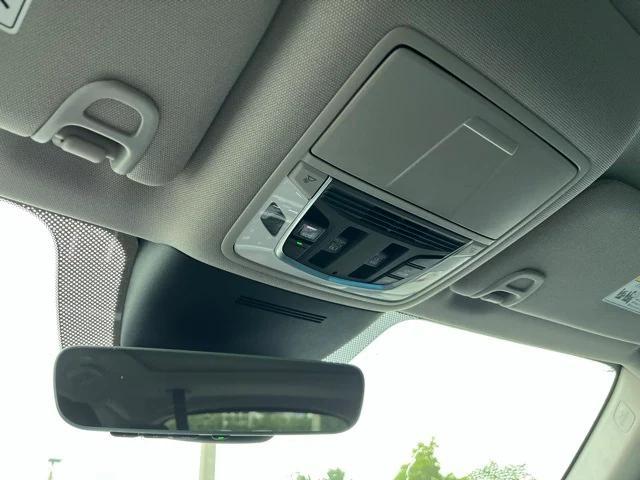 Photo of 2025 Majestic Black Pearl Acura MDX