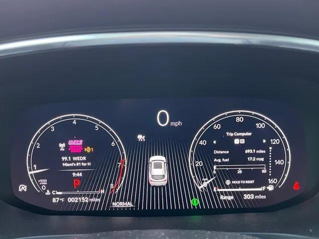 Photo of 2025 Majestic Black Pearl Acura MDX