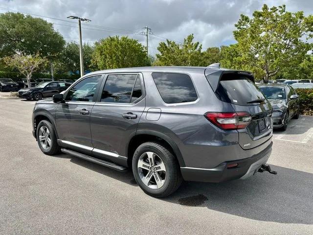 Photo of 2025 Modern Steel Honda Pilot