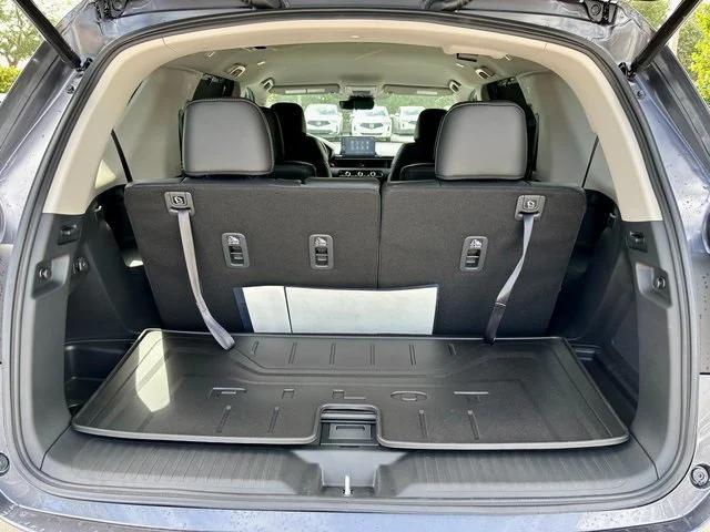 Photo of 2025 Modern Steel Honda Pilot