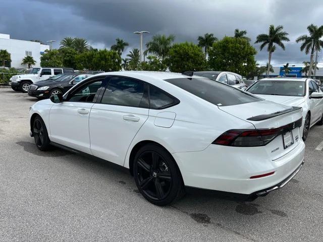 Photo of 2025 Platinum White Pearl Honda Accord Hybrid