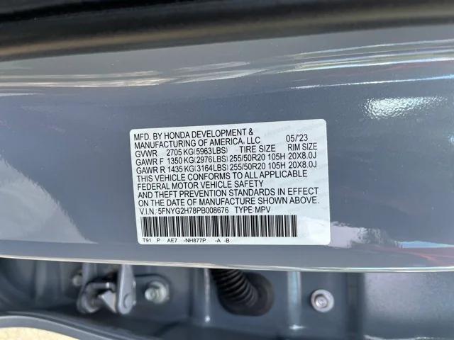 Photo of 2023 Gray Honda Pilot