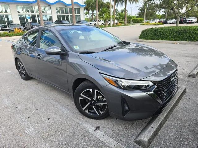 Photo of 2025 Gun Metallic Nissan Sentra