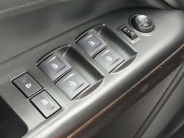 Photo of 2022 Onyx Black GMC Canyon