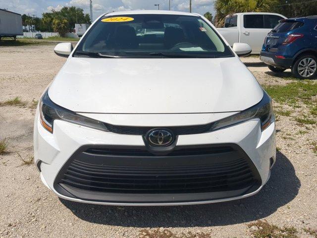 Photo of 2024 Wind Chill Pearl Toyota Corolla