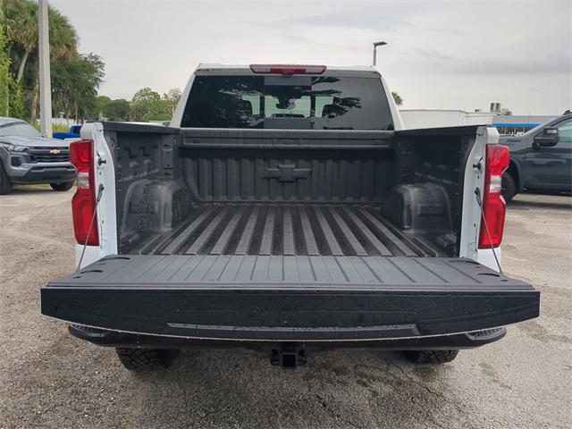 Photo of 2025 Summit White Chevrolet Silverado 1500