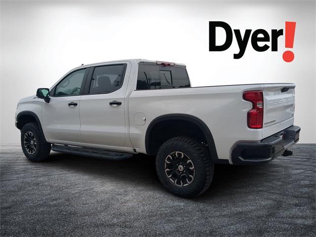 Photo of 2025 Summit White Chevrolet Silverado 1500